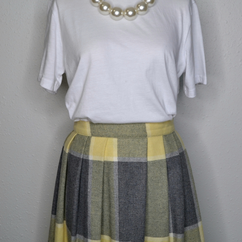 Vintage wool skirt
